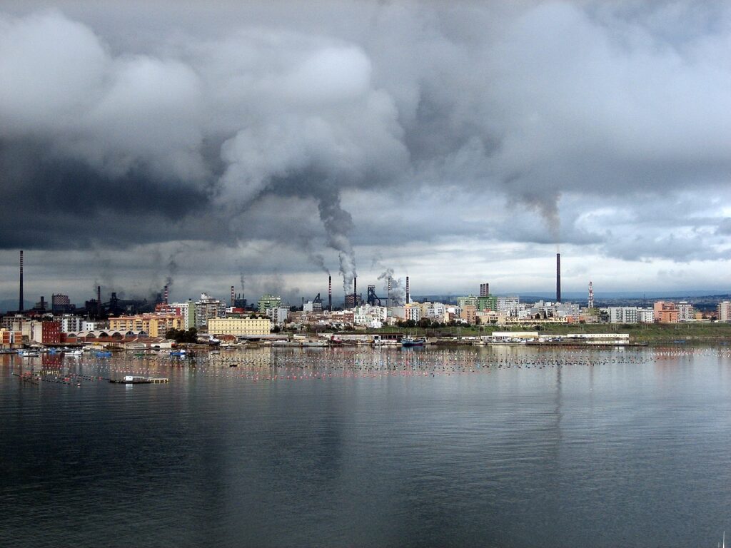 Ex Ilva: Fontes, 100 milhões de fundos de empréstimo de ponte estão chegando