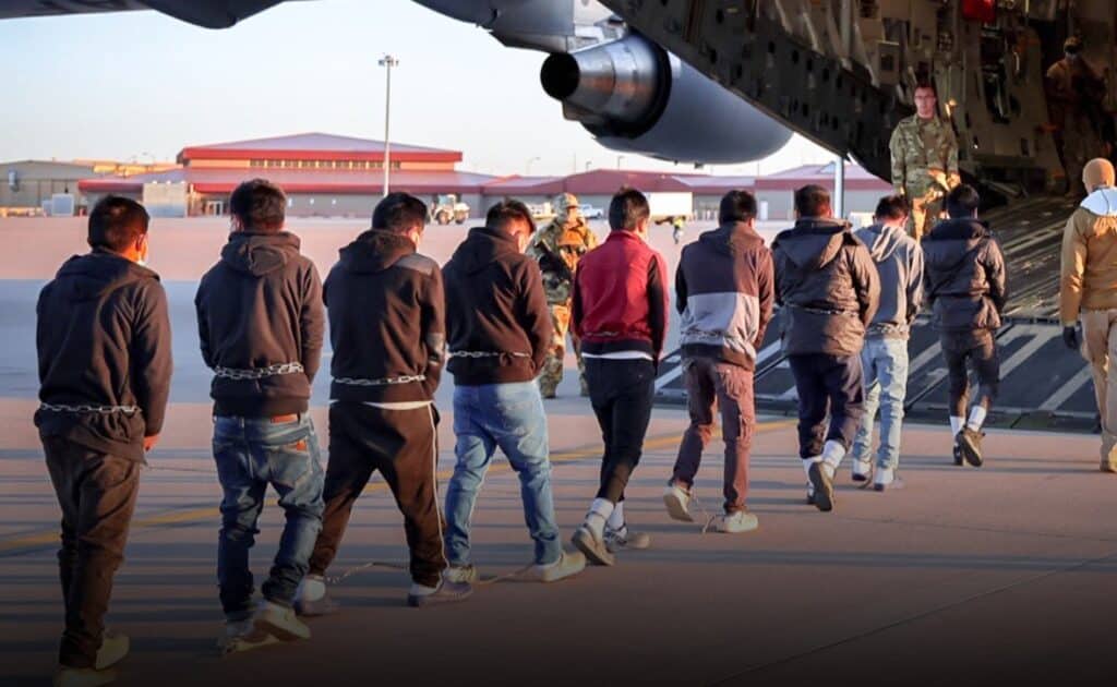 migranti deportati