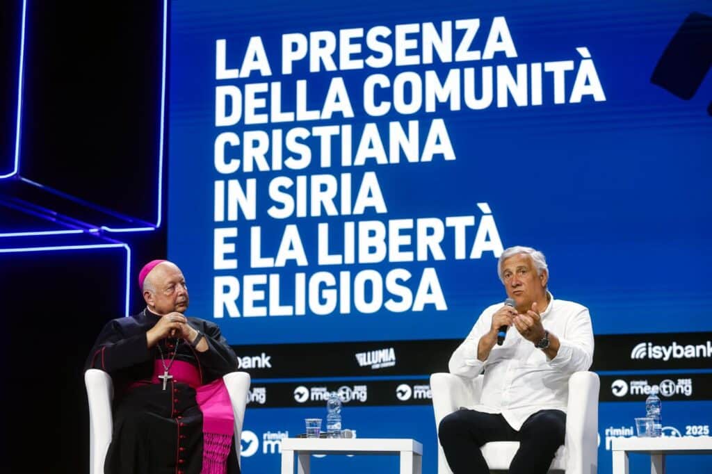 Reunião de Rimini: liberdade religiosa e futuro da Síria, o diálogo entre o vigário de Aleppo e Tajani - vídeo