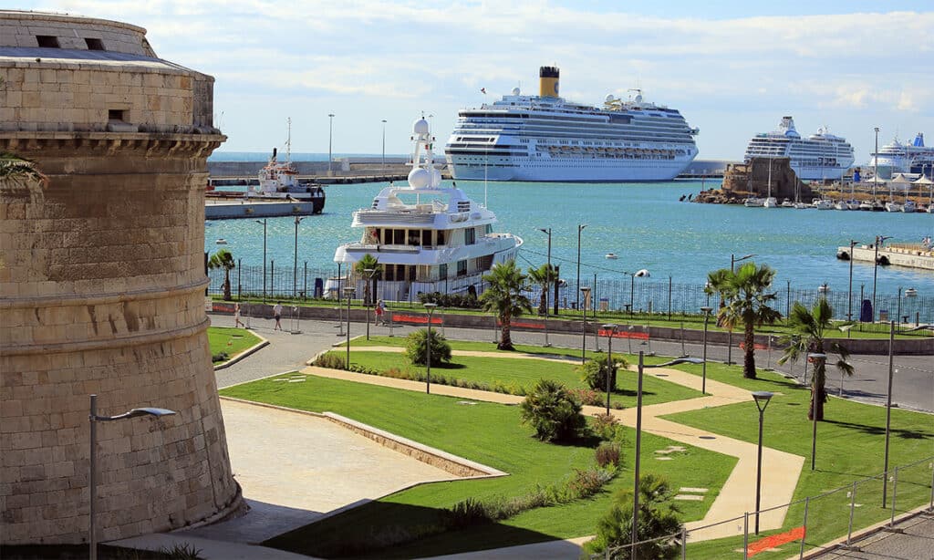 PORTO DI CIVITAVECCHIA
