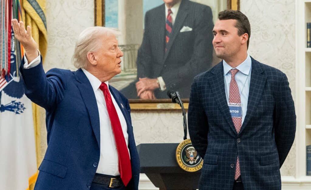 Kirk Murder: Um vídeo do suposto assassino aparece, recuperou a arma. Trump: "Charlie exemplo de liberdade"