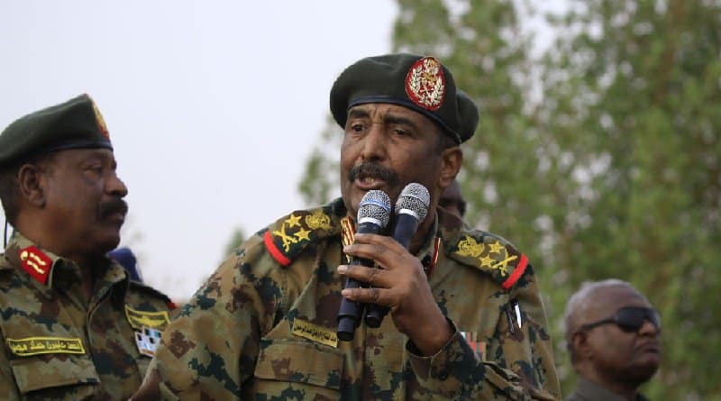 O governo do Sudão pede à Somália que bloqueie armas e mercenários ligados aos Emirados via Puntland