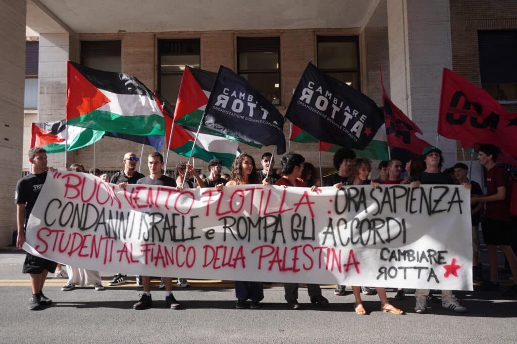 Roma, alunos da praça para a missão da flotilha global de Sumud em Gaza: "Genocídio suficiente"