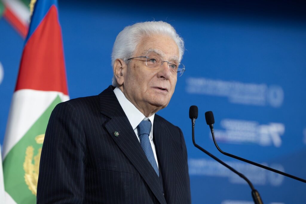 Mattarella prepara mensagem de fim de ano no centro de coesão social e juventude