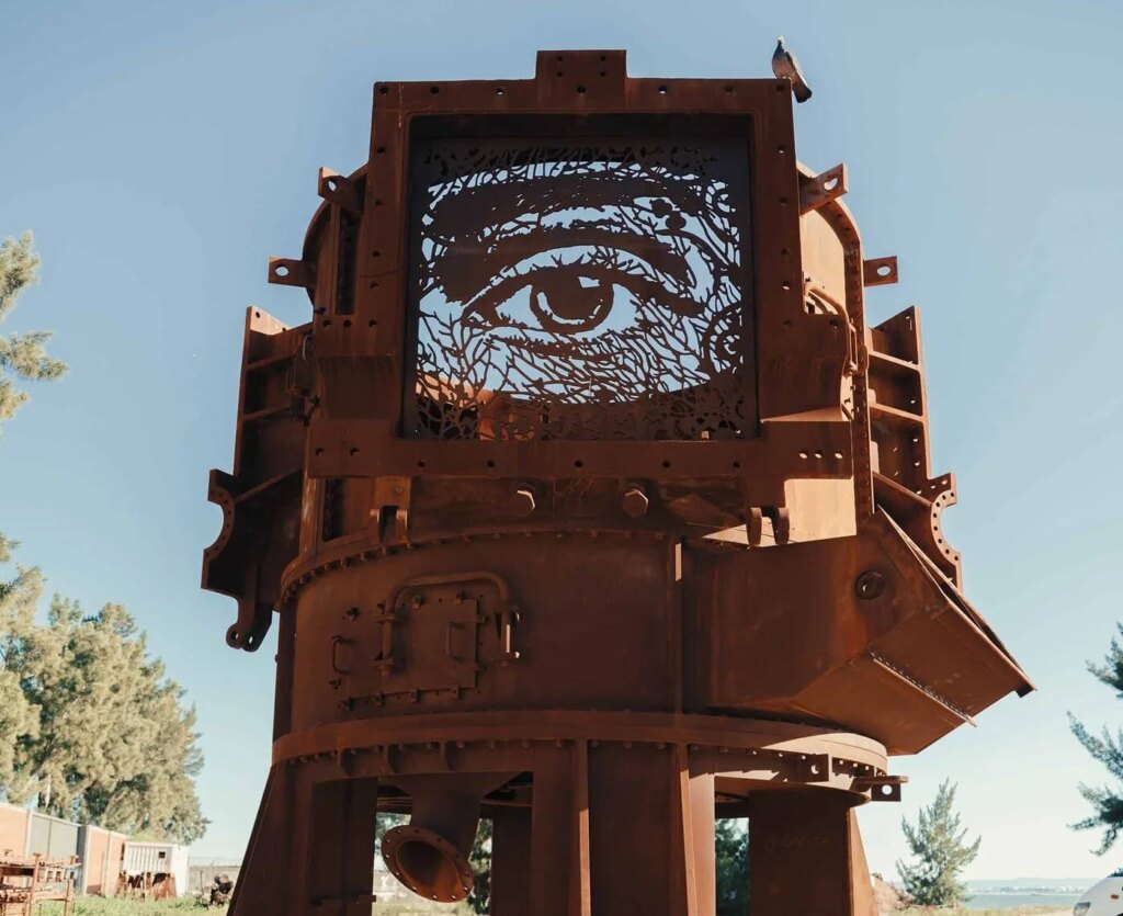 O artista português Vhils e o novo projeto EDP Art Reef