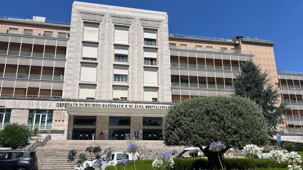 Bimbo trapiantato a Napoli
