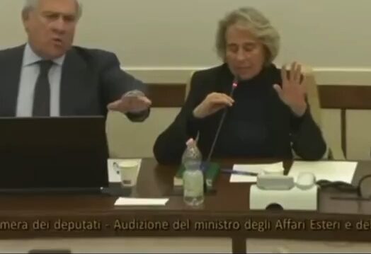 Briga na Comissão, Tajani para Conte: "Trump a chamou de Giuseppi, eu nunca fico de joelhos" - vídeo