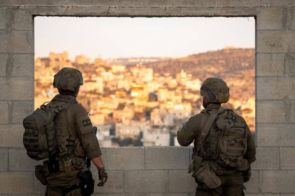Gaza: Forças israelenses em alerta, o Hamas está significativamente enfraquecido, mas tenta se rearmar