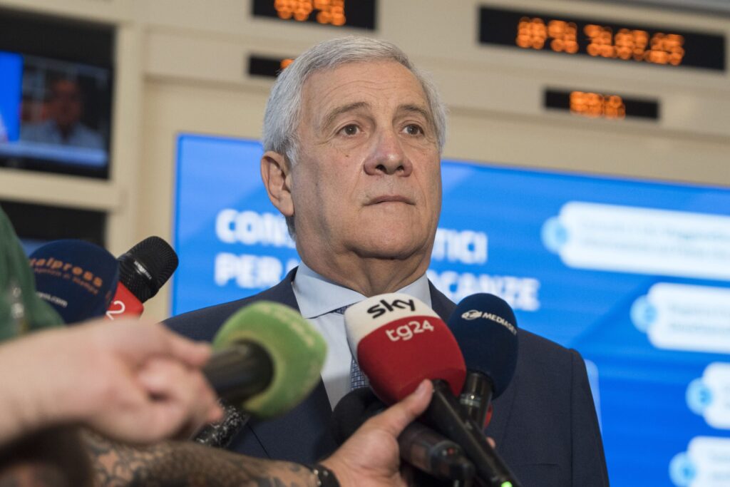 Tajani ao embaixador israelense: “Os soldados italianos não se tocam”