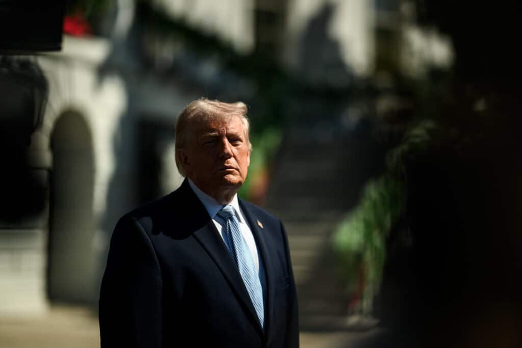 Trump gritou por horas após o abate do combatente dos EUA no Irã, assessores forçados a retirá-lo da sala de operações