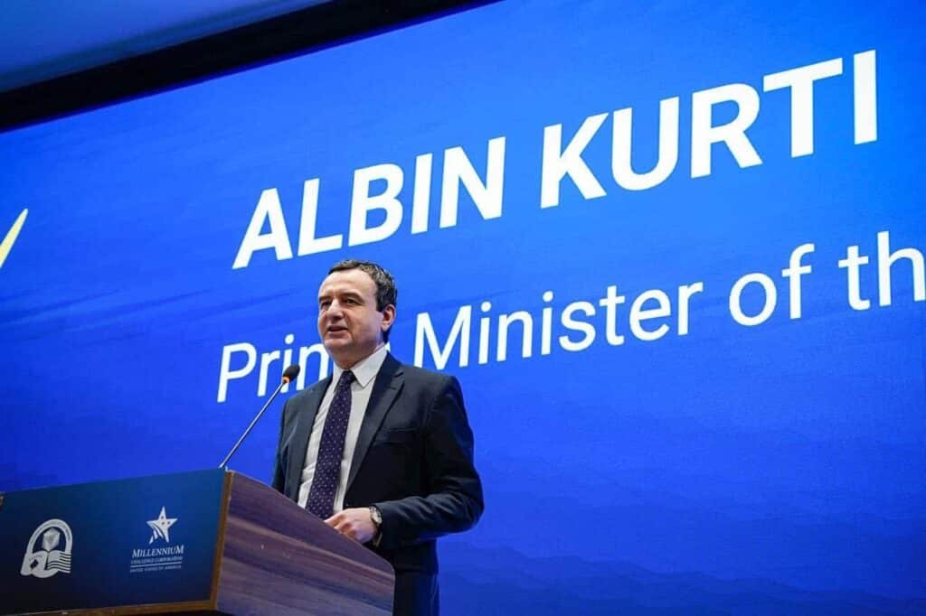 Kosovo: o primeiro-ministro cessante, Kurti, vence as eleições, mas mais uma vez carece de maioria absoluta