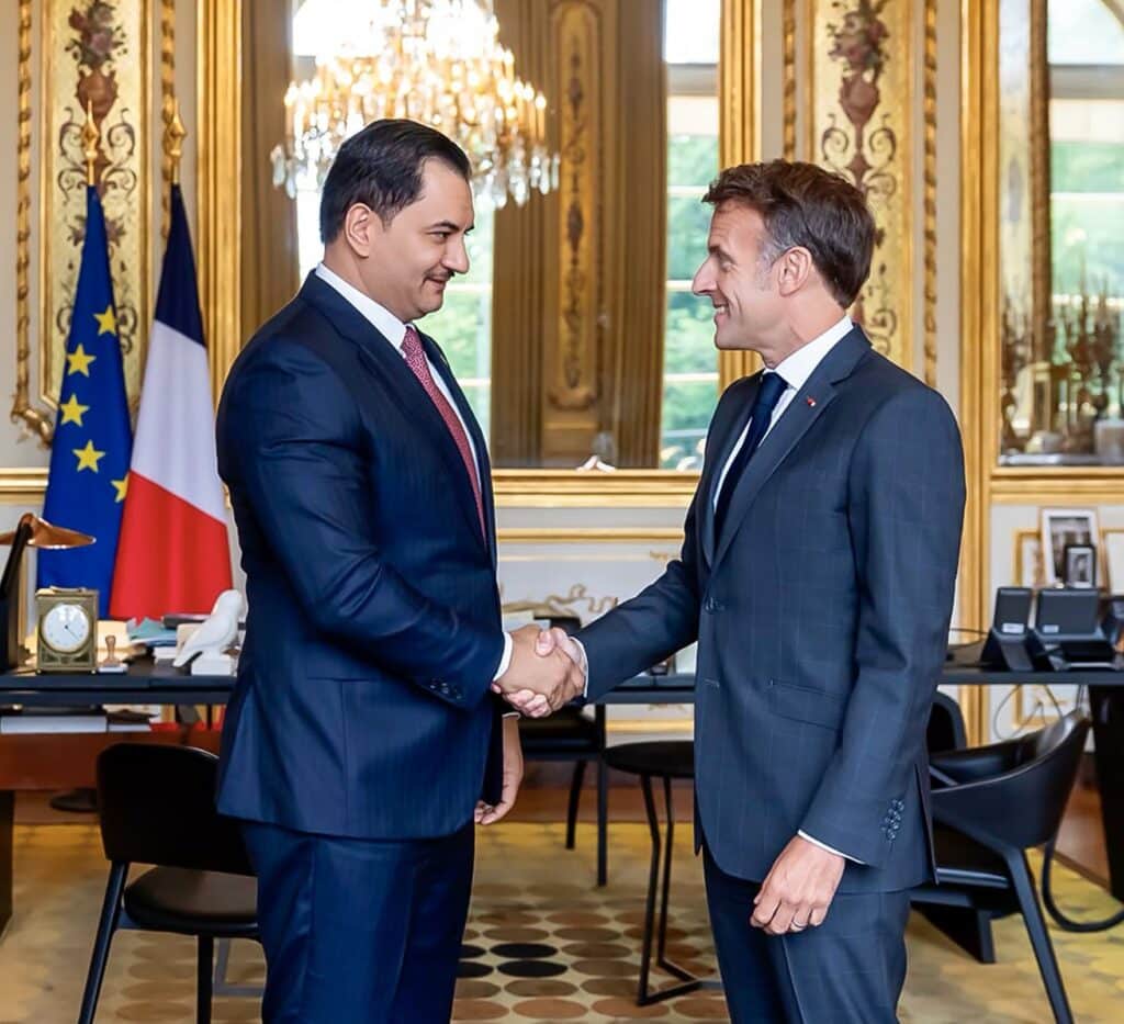 Saddam Haftar recebido por Macron no Eliseu