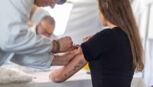 Difteria, antivax e o esporte de exploração de migrantes