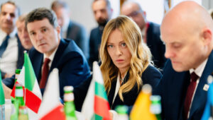 Queridas contas, porque nós, italianos, corremos o risco de pagar o gás aos alemães